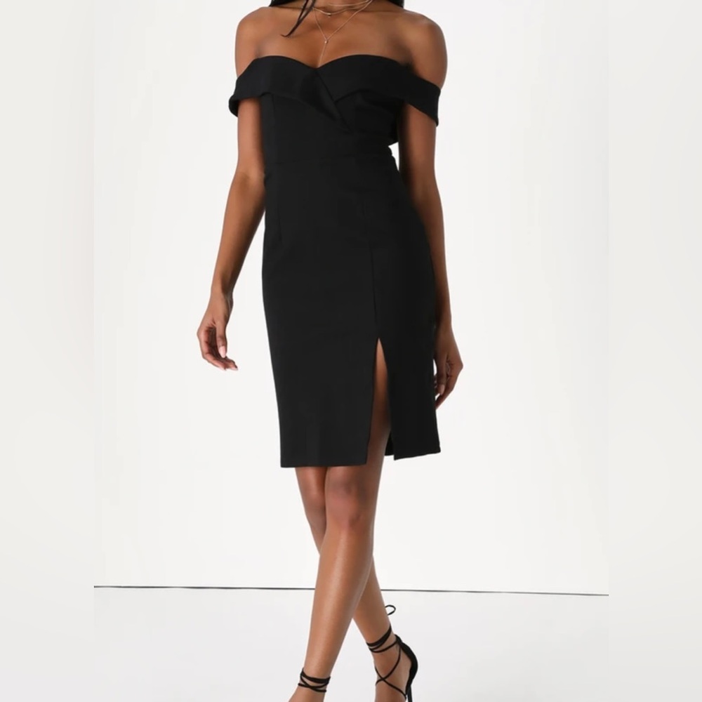 LIGHTLY USED - Lulus Classic Glam Off-the-Shoulder Bodycon Dress